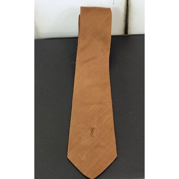 Yves St Laurent tie  - Picture 1 of 7